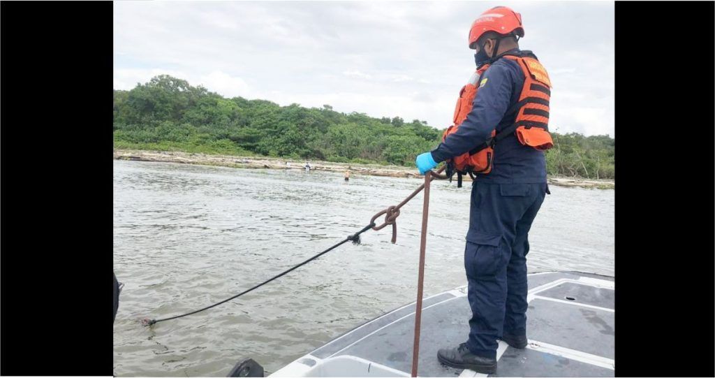 armada-rescato-cuerpo-mujer-en-golfo-la-chiva-de-uraba