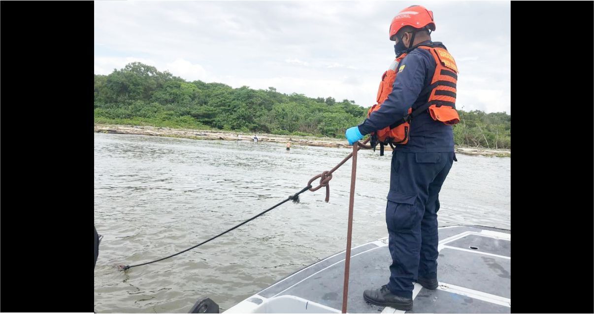 armada-rescato-cuerpo-mujer-en-golfo-la-chiva-de-uraba