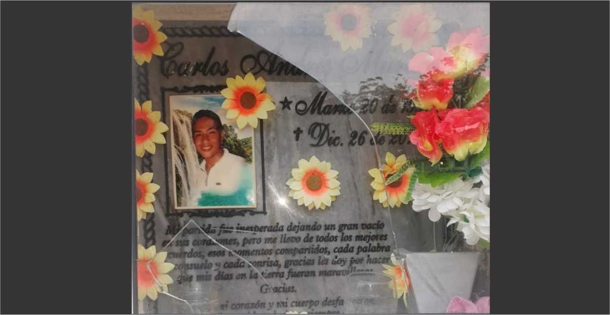 bovedas-cementario-la-chiva-de-uraba
