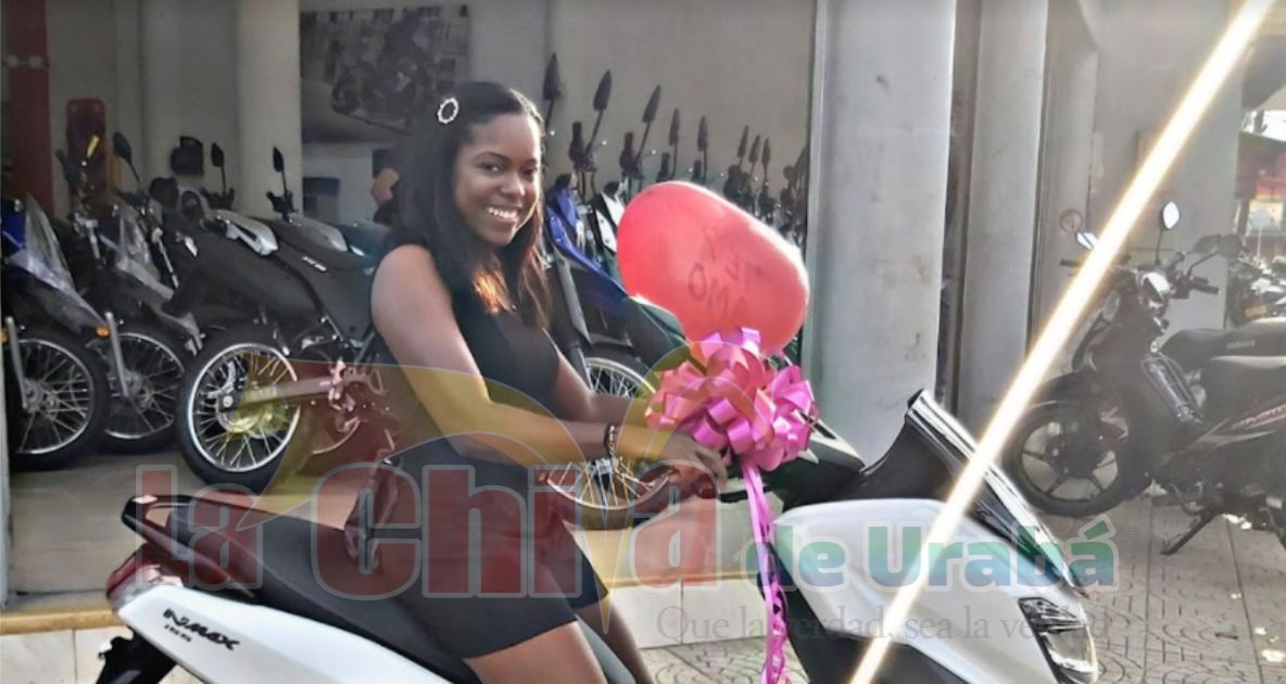 le-regalo-una-moto-a-la-novia-la-chiva-de-uraba