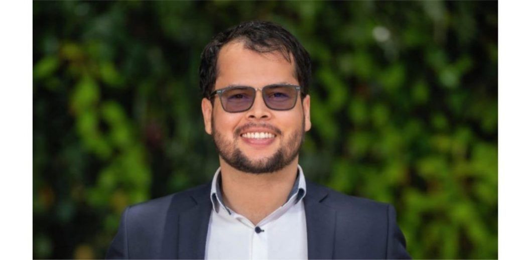 reconocido-abogado.de-uraba-se-gradua-magister-la-chiva