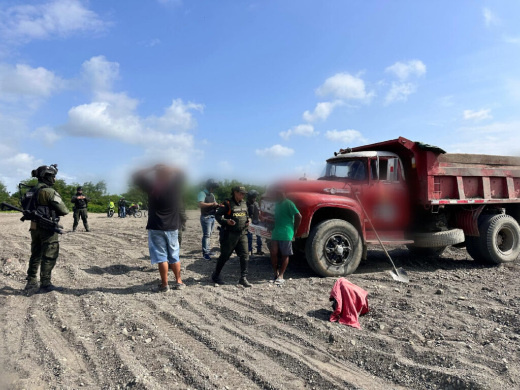 Capturadas 32 personas por extracción ilegal de minerales en Chigorodó